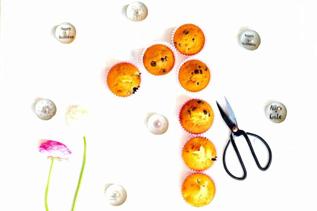 Rezept für Joghurt Muffins und Geburtstagskerzen