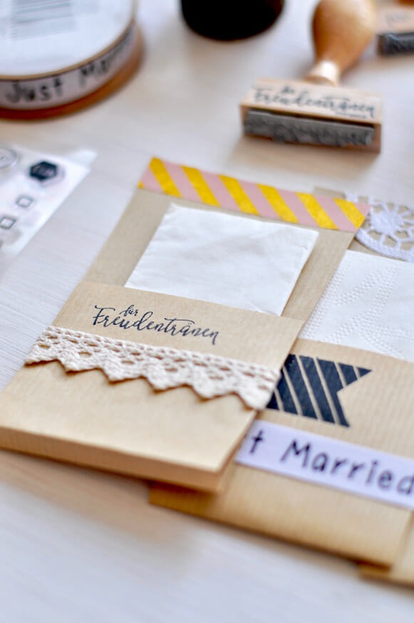Hochzeits DIY für Freudentränen - Taschentücher Aufbewahrung von Fräulein Selbstgemacht