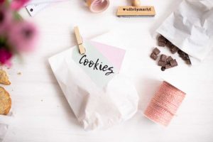 Papiertüten_als_Geschenktüten_für_kekse_basteln_Beitragsbild